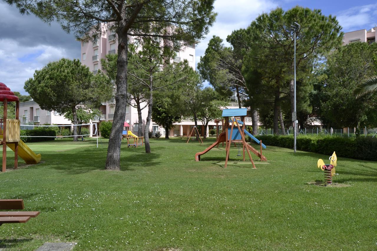 Residence Conero P. T. blocco E Marcelli Esterno foto