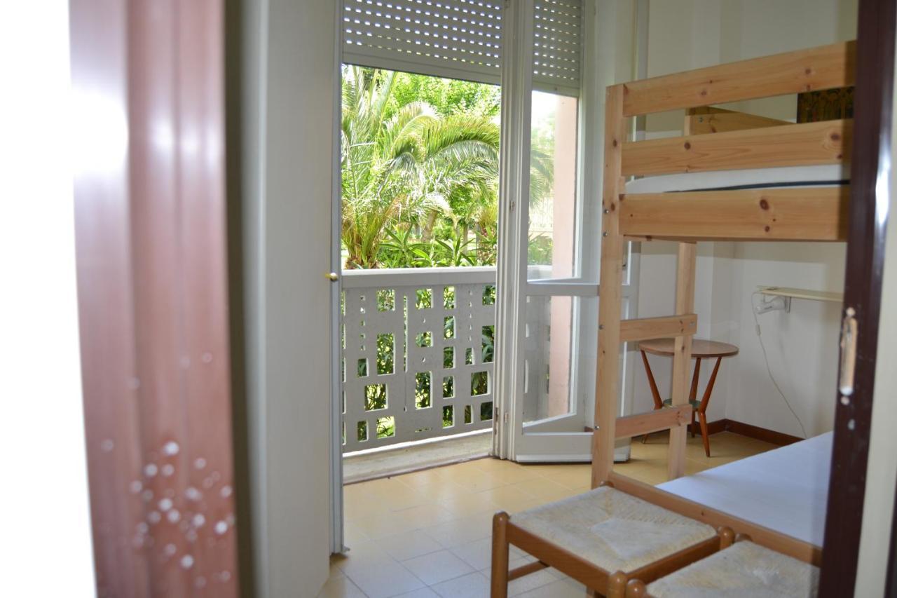 Residence Conero P. T. blocco E Marcelli Esterno foto
